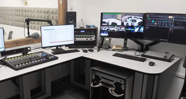 AEQ - Radio Fórum - Mérida