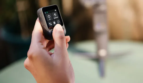DJI Osmo Mobile 8P - Gimbal