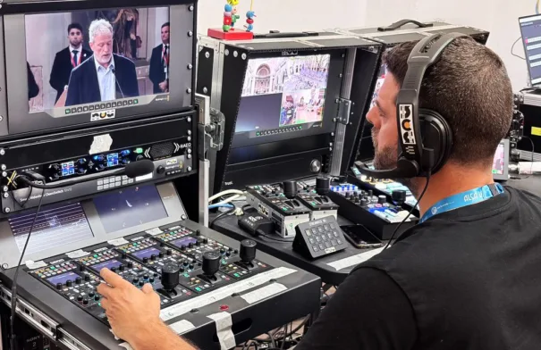 AEQ - Visita Papa - Explorer Max - Nou Broadcast Services