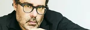 El showrunner Aitor Gabilondo (‘Patria’) da el salto al cine con un film sobre la violencia policial en el País Vasco