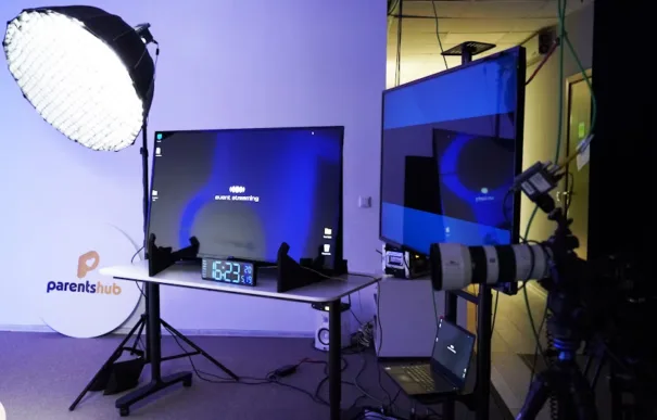Philips - Display - Plato - Mute Madness Studio