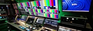 Broad Service desarrolla e integra la nueva unidad móvil 4K de Televisión Melilla